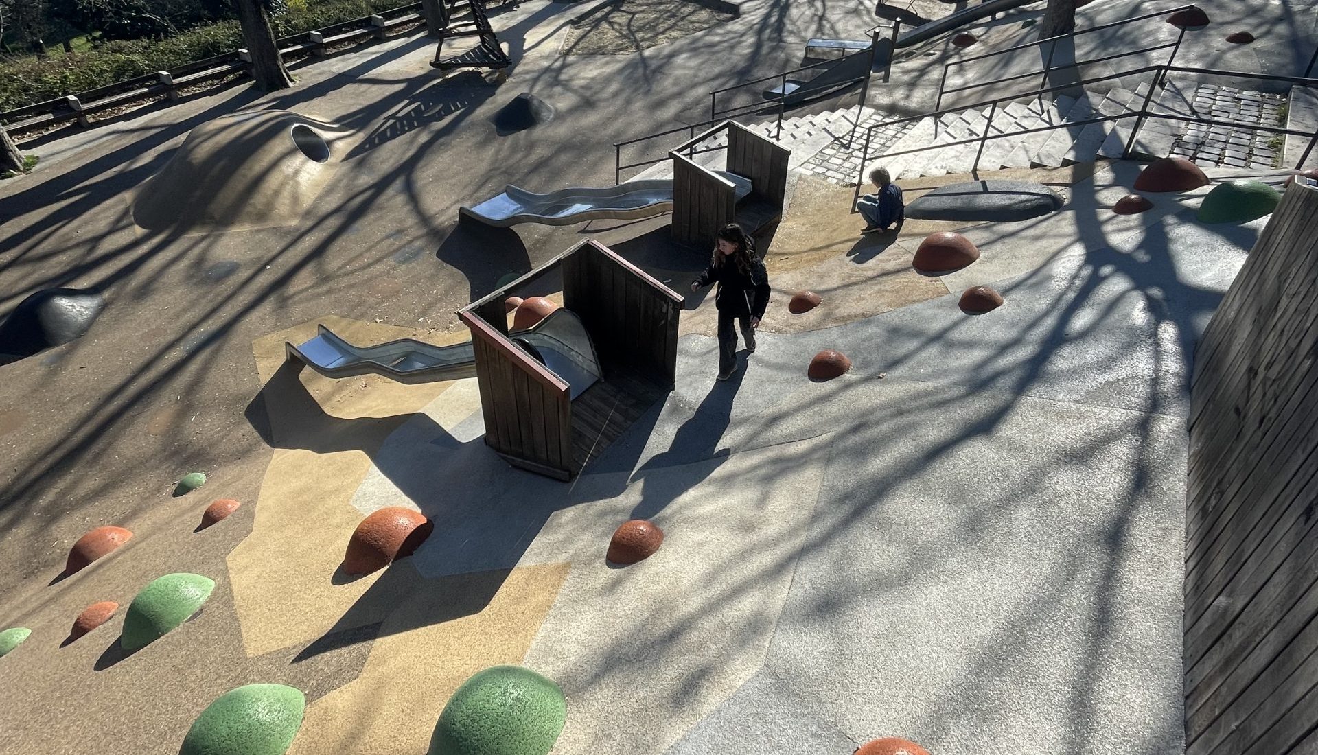 Essay „Playgrounds – A Living Landscape“